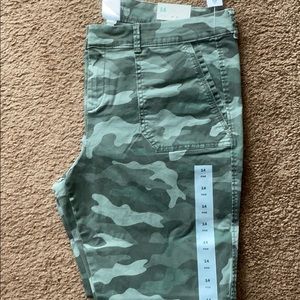 Pixie pants